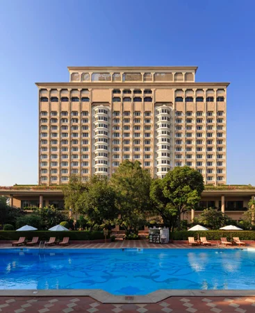 Miss Riya The Leela Ambience Gurugram Hotel & Residences Escorts